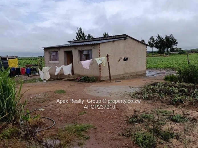 Norton Plot for sale (Sole Mandate)